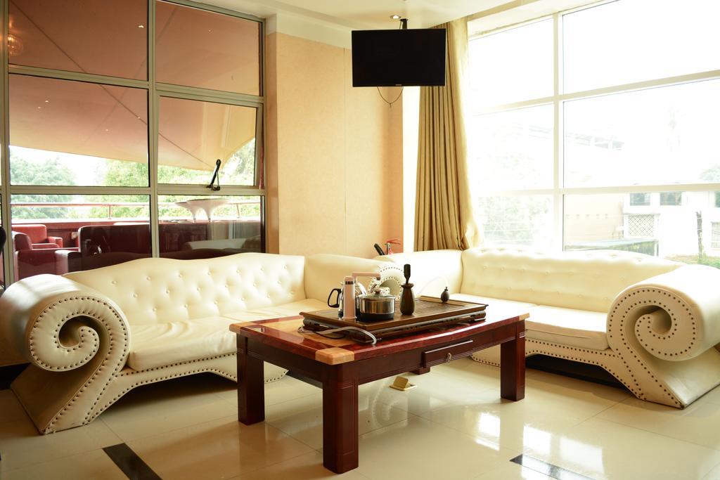 Nanchang Hotel Nairobi Exteriör bild